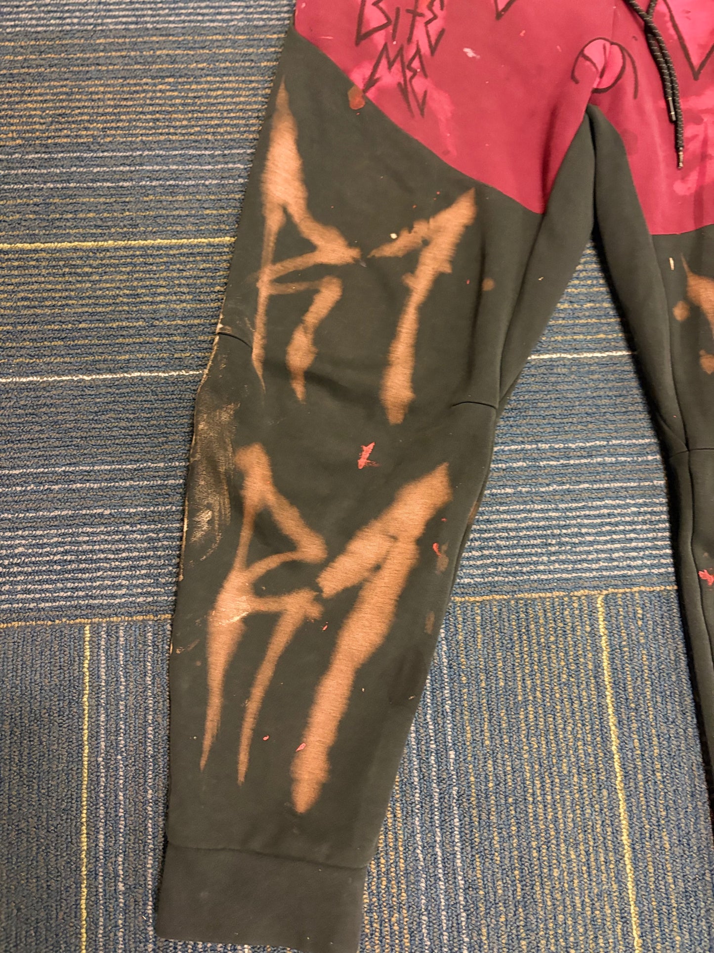R7 Nike Tech Sweat Pants