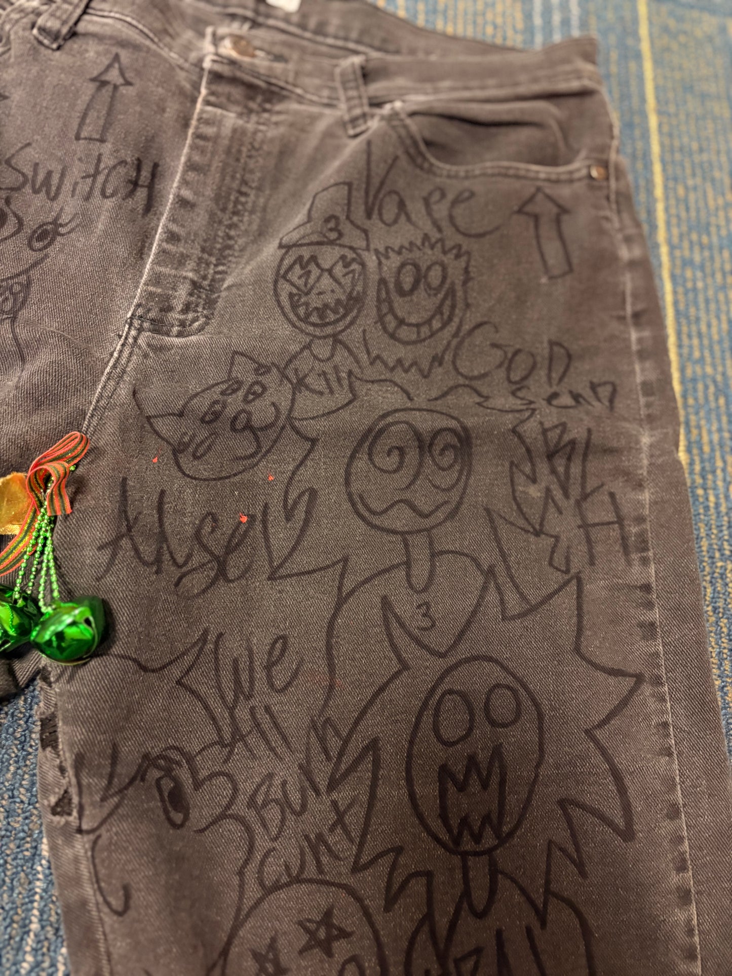 Hand Drawn Lee Jeans With Bell Balls