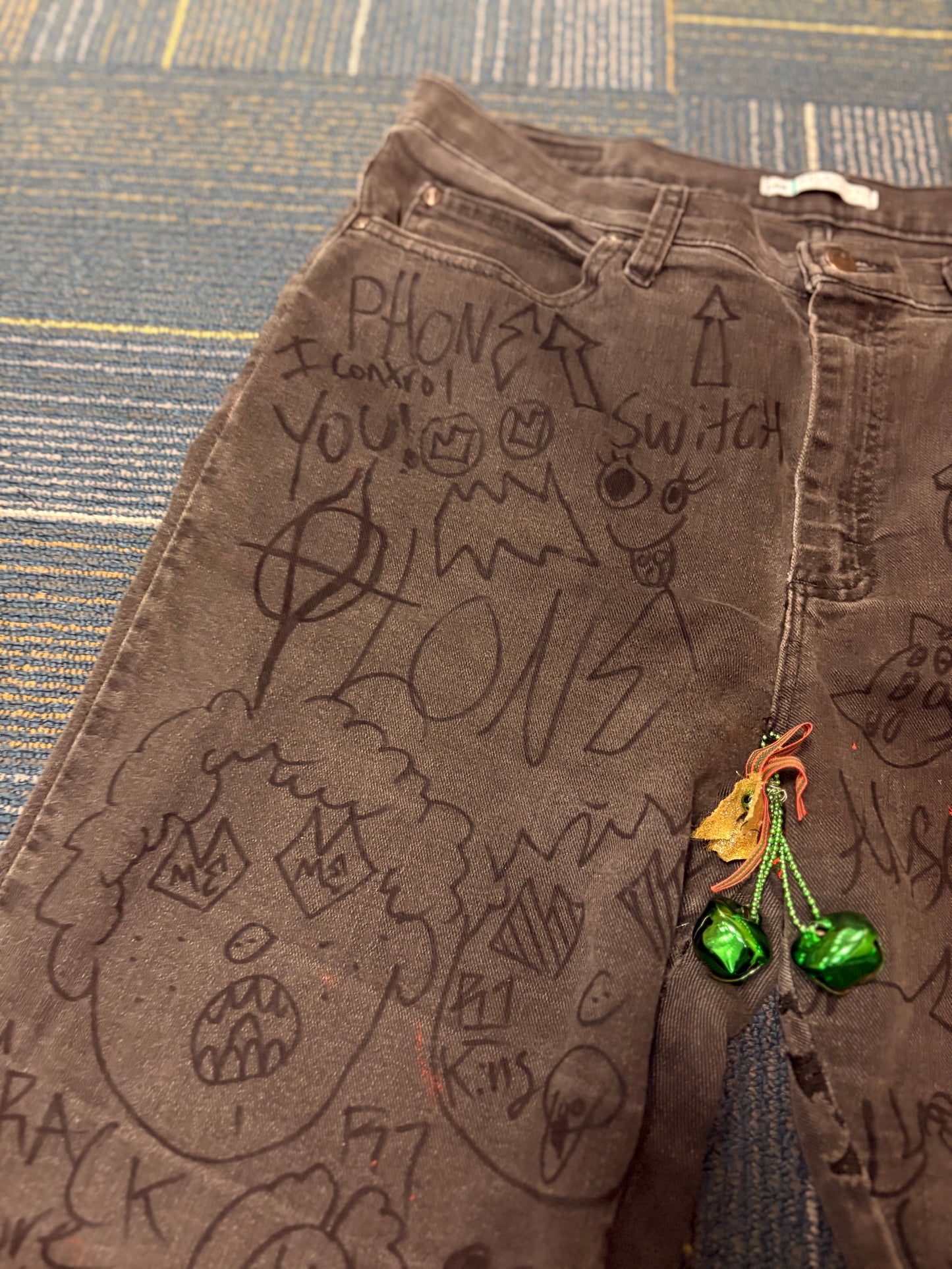 Hand Drawn Lee Jeans With Bell Balls