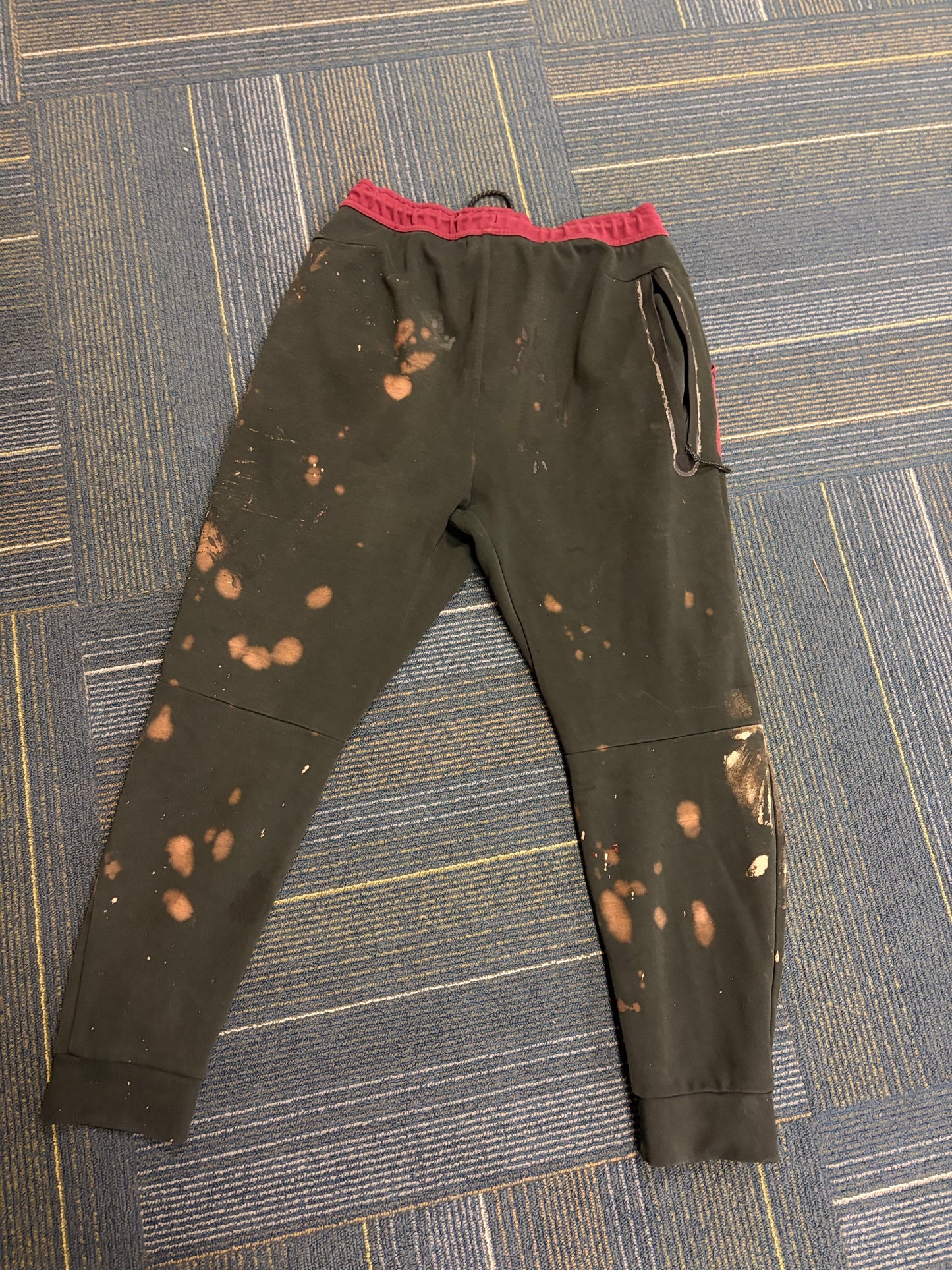 R7 Nike Tech Sweat Pants
