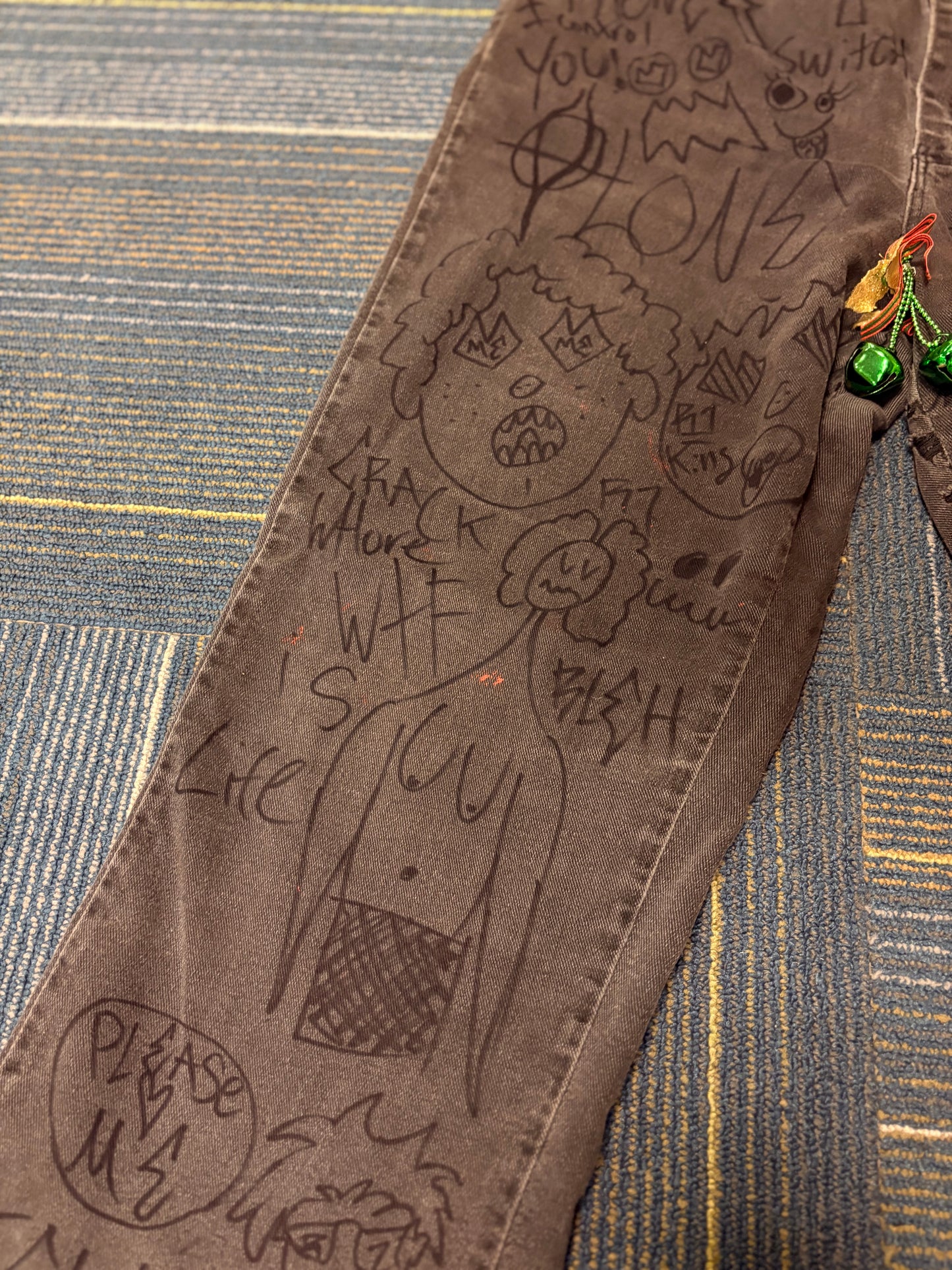 Hand Drawn Lee Jeans With Bell Balls