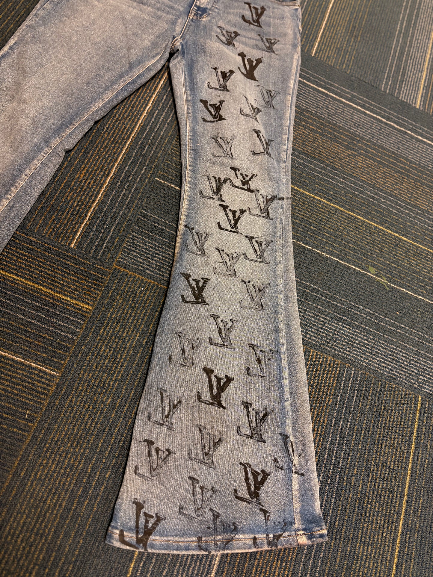 Lv Print Flares